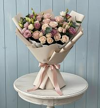 Букет цветов из:  Розы и Лизиантусы в Аристово