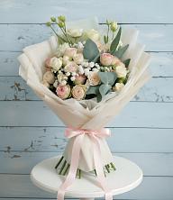 Букет цветов из:  Розы и Лизиантусы в Аристово