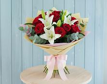 Букет цветов из:  Лилии и Розы в Аристово