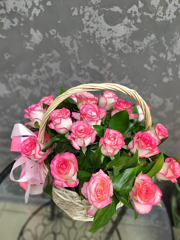 Цветочная композиция из Розы в корзине в Аристово