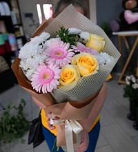 Букет цветов из:  Герберы, Розы и Хризантемы в Аристово