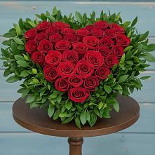 Цветочная композиция из Розы в виде сердца в Аристово