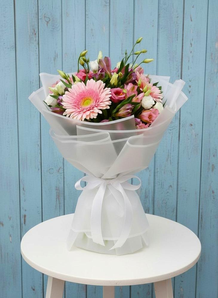 Букет цветов из: Герберы, Альстромерии и Лизиантусы в Аристово