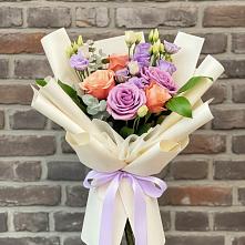 Букет цветов из:  Лизиантусы и Розы в Аристово