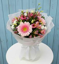 Букет цветов из:  Герберы, Альстромерии и Лизиантусы в Аристово