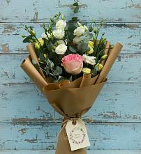 Букет цветов из:  Розы и Лизиантусы в Аристово