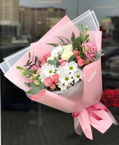Букет цветов из: Розы, Лизиантусы и Хризантемы в Аристово